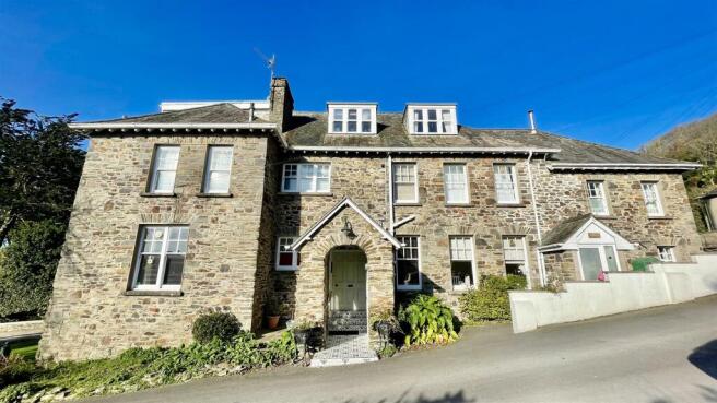 3 bed property, in Higher Park Road, £247,500
