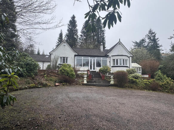 Studio, in Glenloy Lodge, £399,000