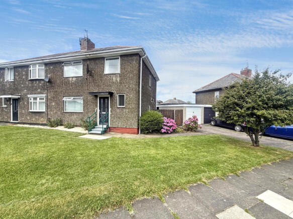 3 bed property, in Fernley Villas, £165,000