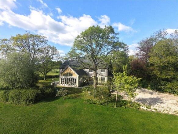 6 bed property, in Tokes Lane, £1,795,000