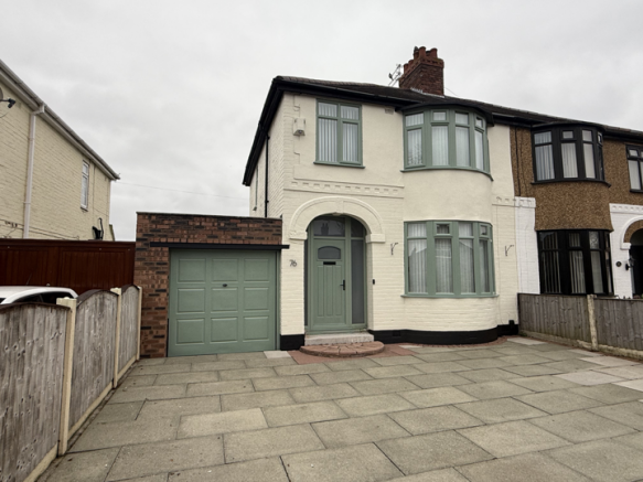 3 bed property, in Park Lane, £200,000