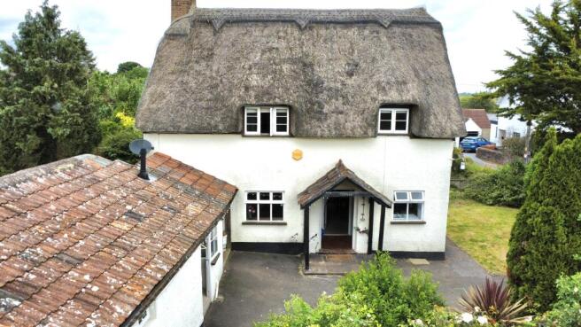 3 bed property, in Cliff Road North Petherton, £390,000