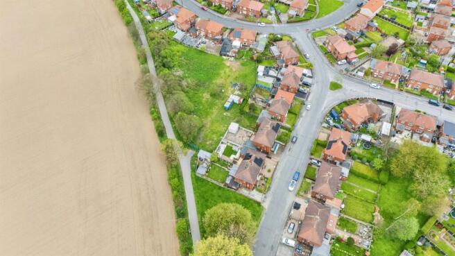 Land, in Kirk Cross Crescent, £300,000