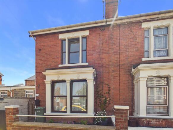 3 bed property, in Conduit Street, £255,000