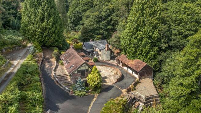 4 bed property, in Rushock, £499,000