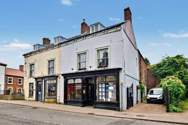 5 bed property, in Bridge Street, £499,950
