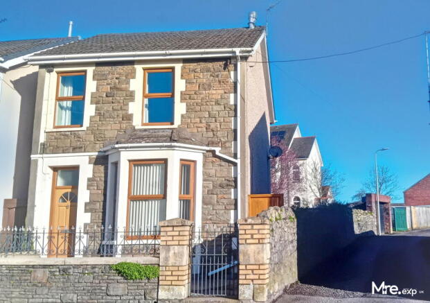3 bed property, in Highland Place, £260,000