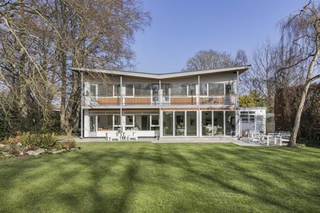 4 bed property, in Gog Magog Way, £2,950,000