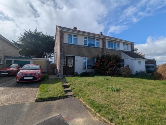 3 bed property, in Worsley Road, £250,000