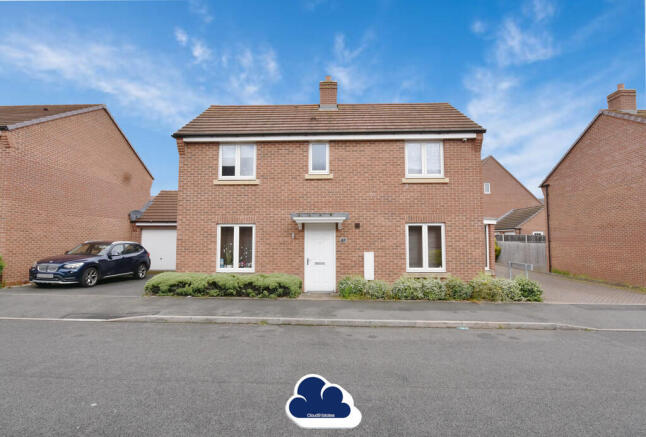 3 bed property, in Middlesex Road, £310,000
