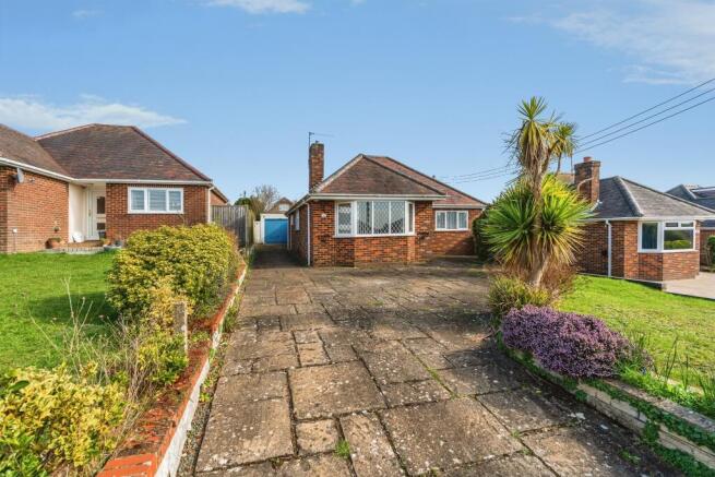 3 bed property, in Broadmead Road, £340,000