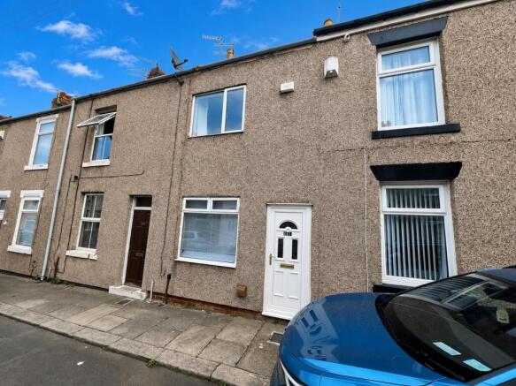 2 bed property, in Lambton Street, £70,000