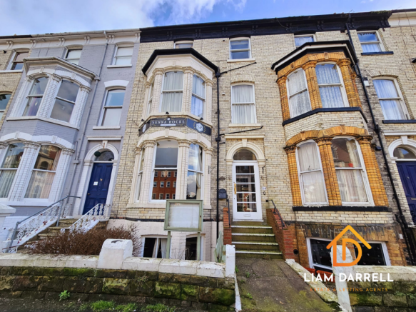 9 bed property, in Esplanade Gardens, £425,000