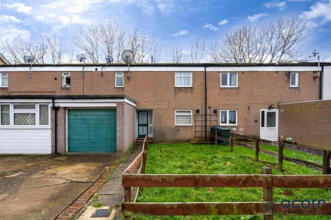 3 bed property, in Tangmere Way, £500,000