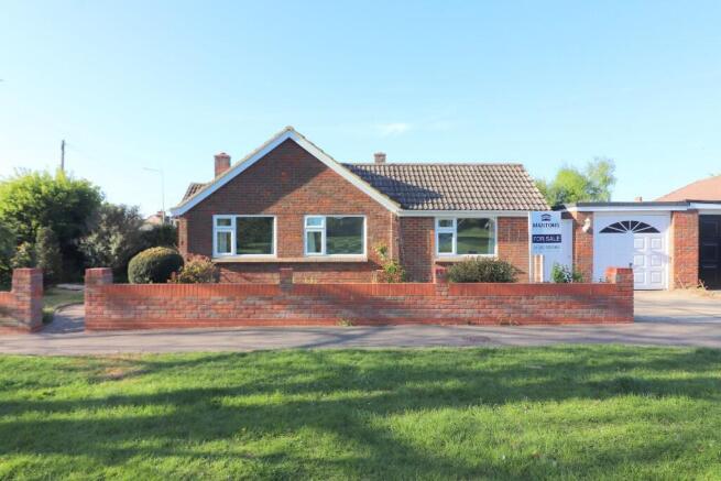3 bed property, in Lime Close, £525,000
