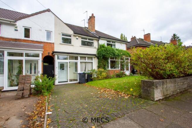 2 bed property, in Weoley Avenue, £195,000