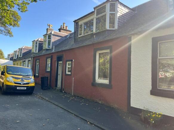 1 bed property, in 24B Nelson Street, £30,000