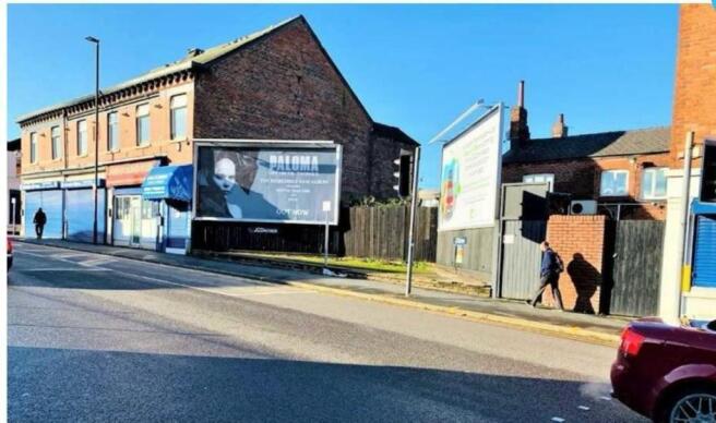 1 bed property, in Bolton Road, £75,000