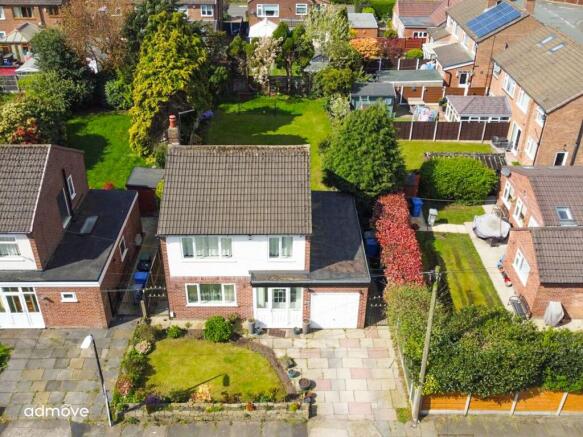 3 bed property, in Reading Drive, £600,000