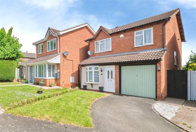 3 bed property, in Curlew Close, £399,950