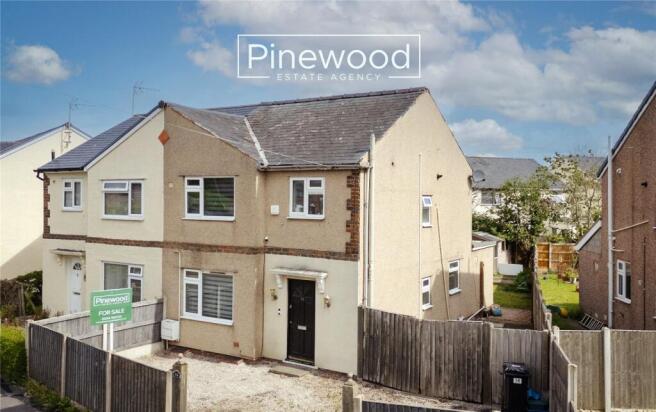 3 bed property, in Holywell Road, £190,000