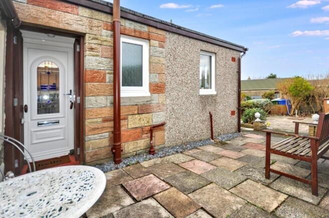 1 bed property, in 1 Piedmont Square, £62,000