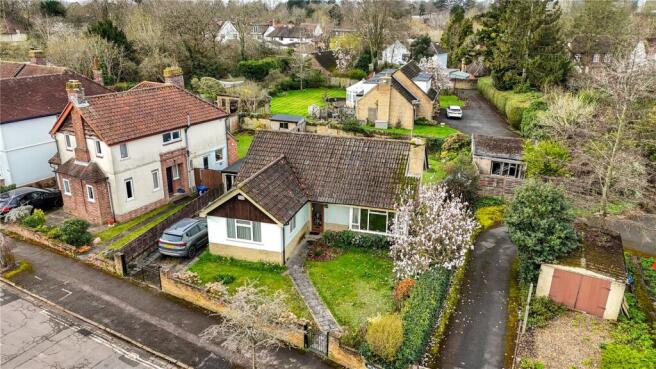 2 bed property, in Bickerton Road, £695,000