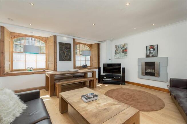 2 bed property, in 9 Leopold Place, £399,000