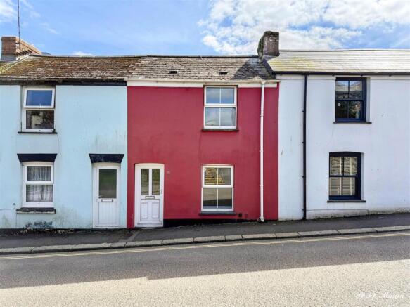 2 bed property, in Kenwyn Street, £205,000