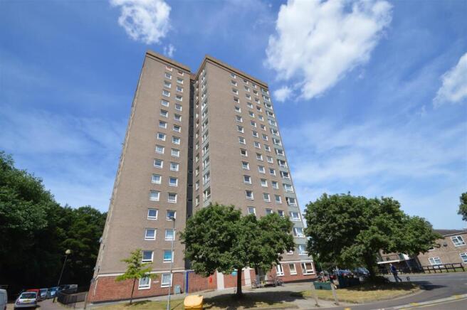 1 bed property, in Norwich NR1, £73,000