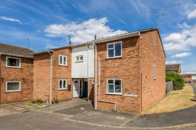 4 bed property, in Purton Mews, £260,000