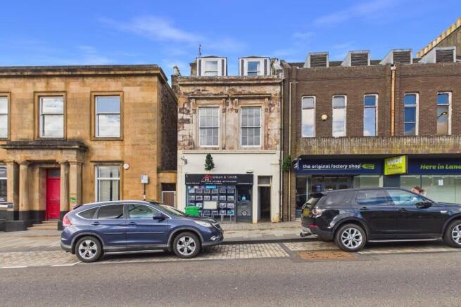 2 bed property, in High Street, £80,000