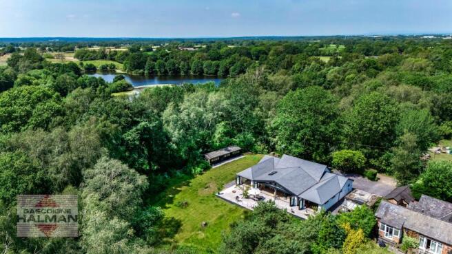 4 bed property, in Newgate, £1,400,000
