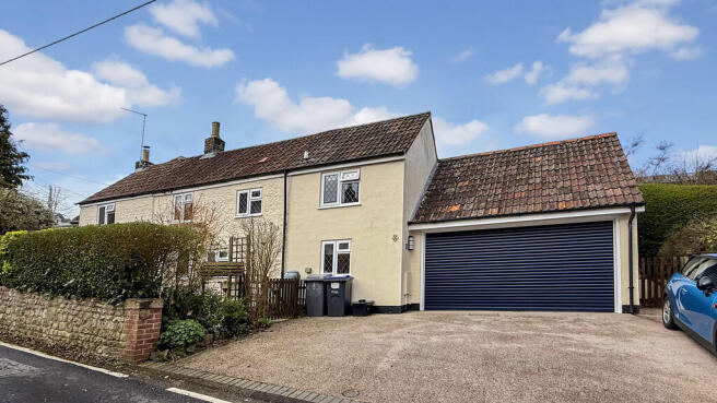 4 bed property, in Kings Street, £525,000