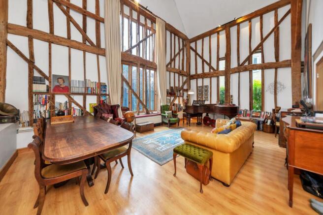 3 bed property, in Kneesworth Street, £600,000