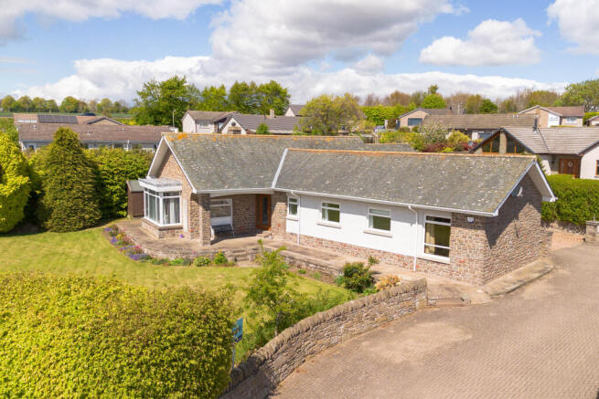 4 bed property, in Pittendriech Road, £325,000