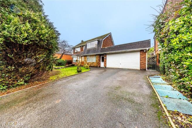 4 bed property, in Bedworth Road, £550,000