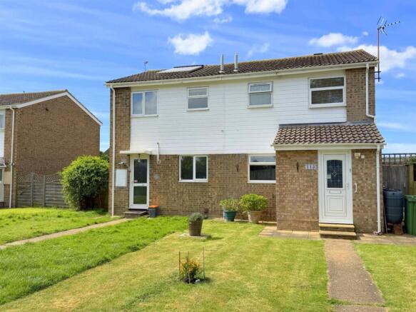 2 bed property, in Bridgemere Road, £229,950