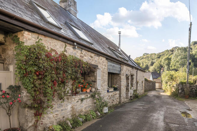 3 bed property, in Bickington, £299,000