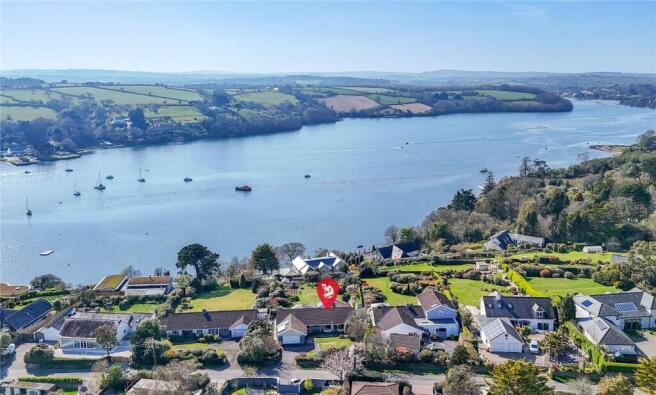 3 bed property, in Restronguet Point, £1,300,000