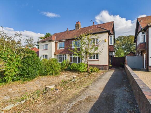 3 bed property, in Liverpool Road, £350,000