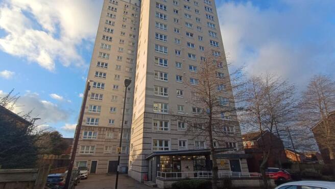 2 bed property, in Sunderland SR3, £85,000