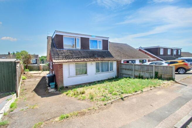 3 bed property, in Thoresby Avenue, £180,000