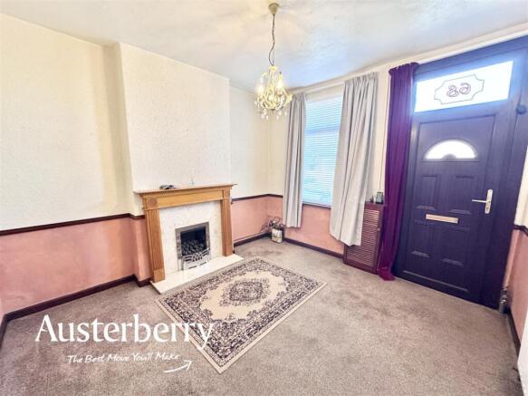 2 bed property, in Goldenhill Road, £85,000