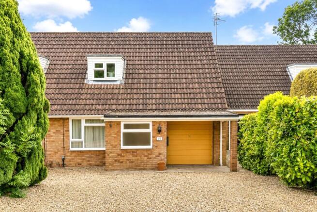 3 bed property, in Copheap Rise, £275,000