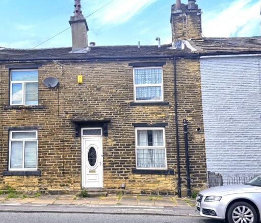 2 bed property, in 99 Fagley Road, £20,000