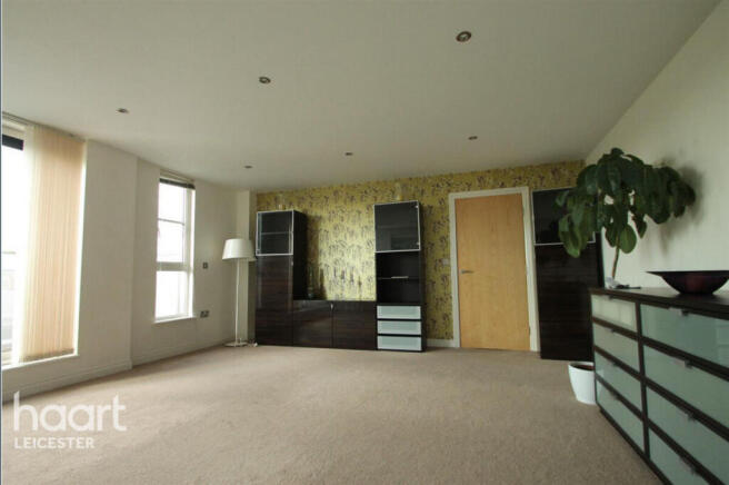 1 bed property, in Watkin Road, £120,000