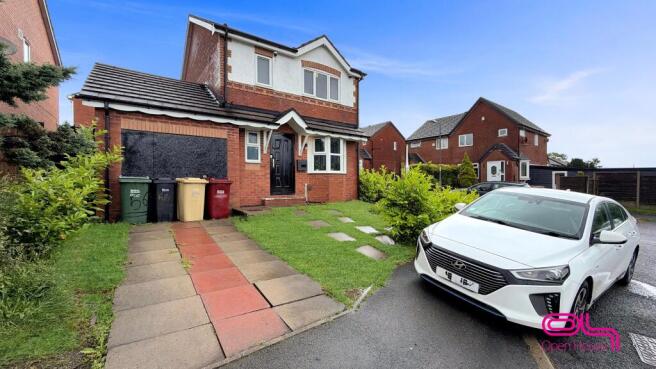 3 bed property, in Freshfield Avenue, £275,000