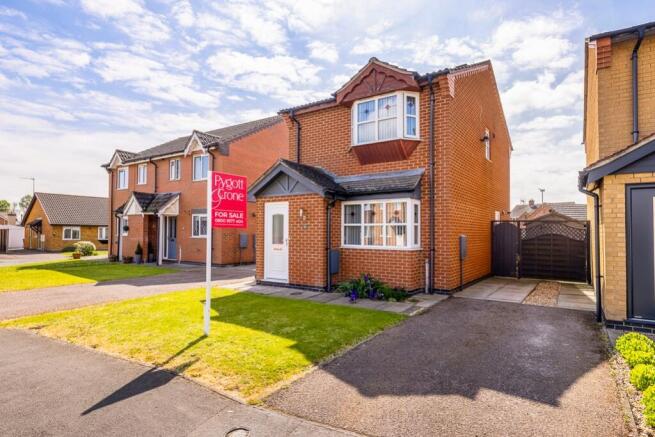 3 bed property, in Milne Green, £195,000