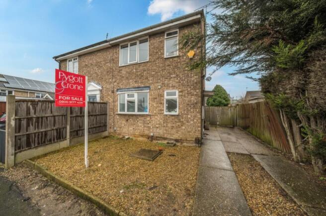 3 bed property, in Fourth Avenue, £120,000